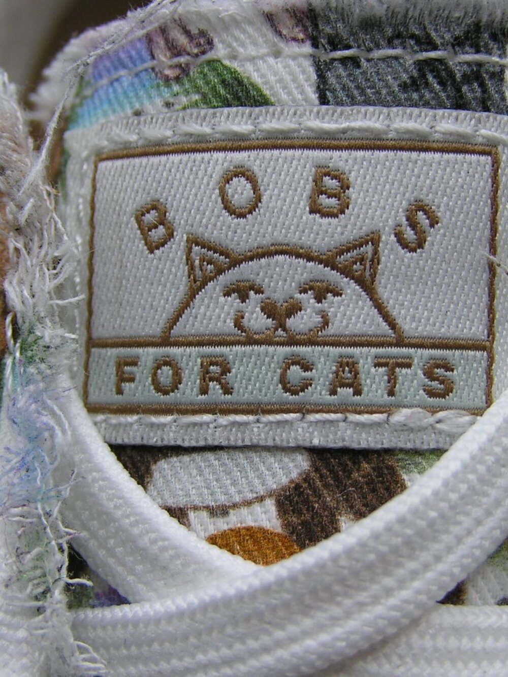 Bob's For Cats Women's Jungle Step Sneakers - Picture 2 of 8